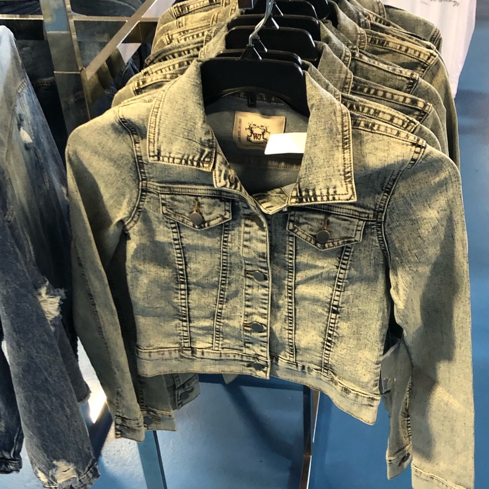 Jean jacket - Picture 3 of 5